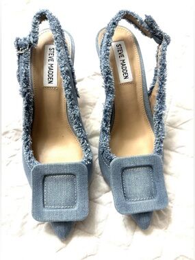 Womens pointed toe denim w/frayed edges buckled slingback pumps. New in box